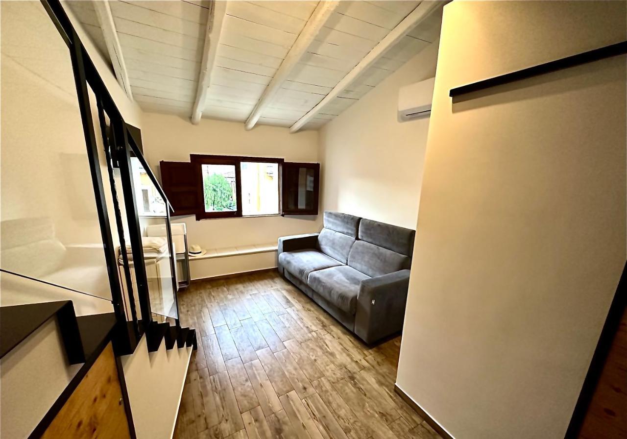 Ninetti Guest House - Apt Centro Storico 카타니아 외부 사진